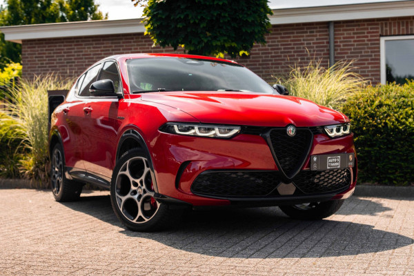 Alfa Romeo Tonale 1.3T PHEV Veloce 280 PK Keyless Adaptive Camera Sfeerverlichting 19''