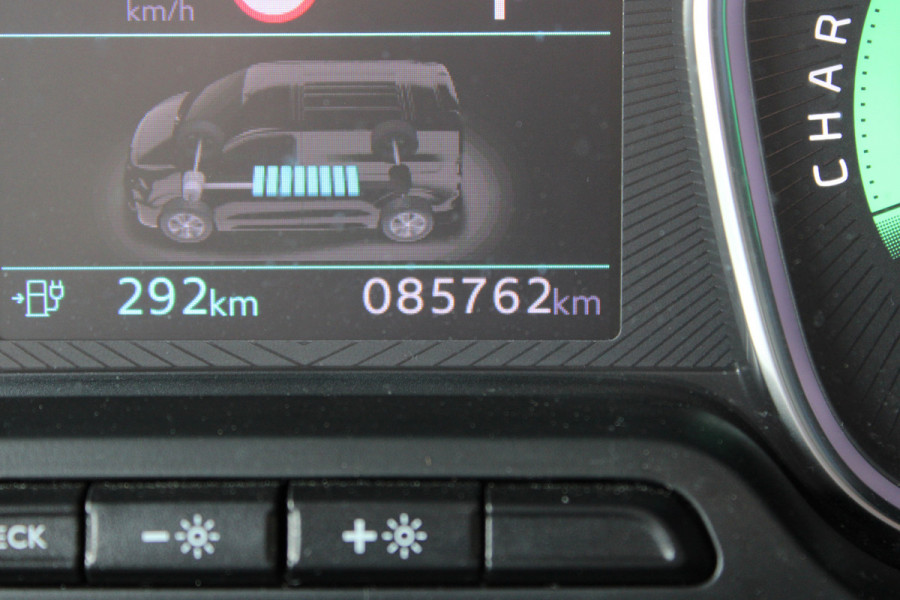 Opel Zafira-e Life L3H1 Innovation 75 kWh SOh 94,8% 7-PERS LEER PANO TREKHAAK 85000KM!!!