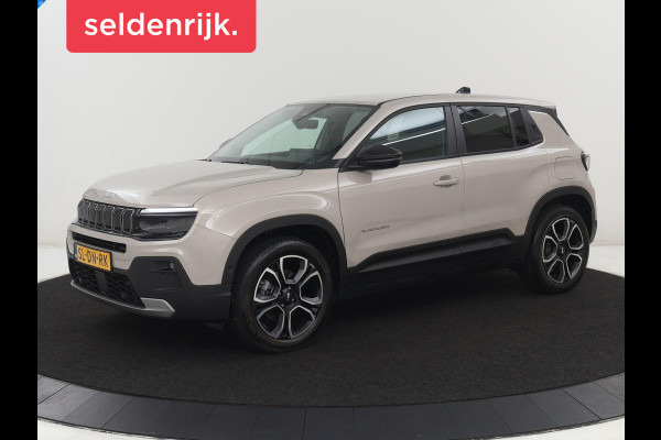 Jeep Avenger Avenger 54 kWh | SOH 97,6% | 3 Fase | Carplay | Adaptive cruise | Camera | Half leer | LM | LED | Climate control | Parkeersensoren