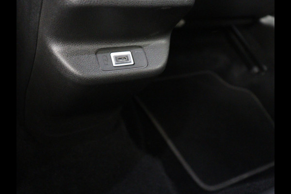 Jeep Avenger Avenger 54 kWh | SOH 97,6% | 3 Fase | Carplay | Adaptive cruise | Camera | Half leer | LM | LED | Climate control | Parkeersensoren