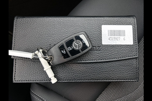 Mercedes-Benz GLA 250 e Plug-In Hybride Inclusief 24 maanden MB Certified garantie voor Europa.