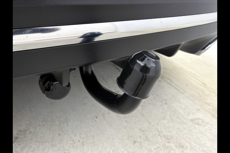 Mercedes-Benz GLA 250 e Business AMG Plug-In Hybride 5 spaaks lichtmetalen velgen | MBUX wide screen| Navigatie | elect bed. voorstoelen met memory | Trekhaak | parking support met camera | Inclusief 24 maanden Mercedes-Benz Certified garantie voor Europa.