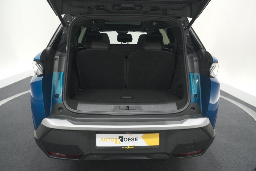 Peugeot 5008 1.2 Hybrid 136 GT 7p | 360 Camera | Panoramadak | Elektrische Kofferklep | Winterpakket