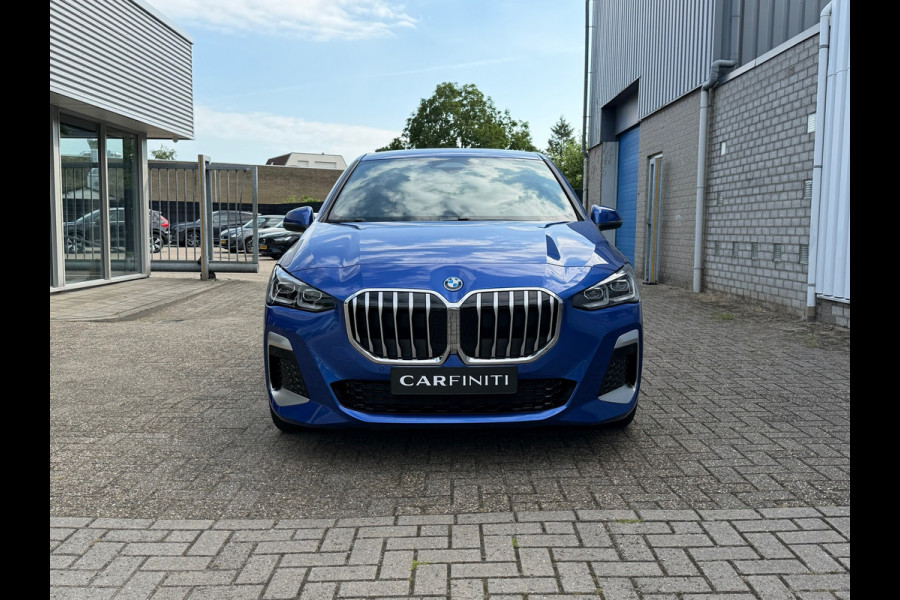 BMW 2 Serie Active Tourer 225e xDrive M SPORT | Navigatie | Cruise | Leder | Camera | Clima | 18".
