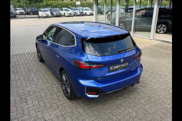 BMW 2 Serie Active Tourer 225e xDrive M SPORT | Navigatie | Cruise | Leder | Camera | Clima | 18".