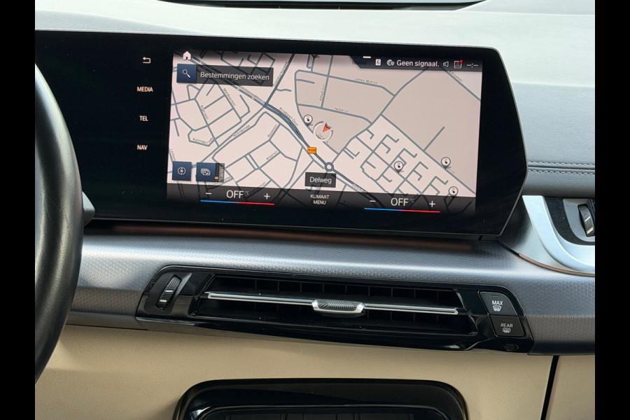 BMW 2 Serie Active Tourer 225e xDrive M SPORT | Navigatie | Cruise | Leder | Camera | Clima | 18".