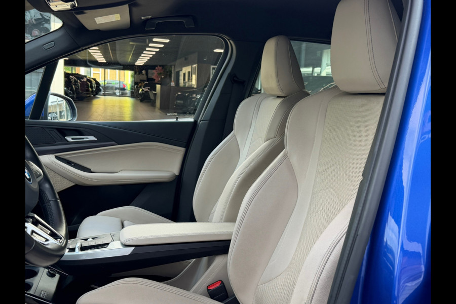 BMW 2 Serie Active Tourer 225e xDrive M SPORT | Navigatie | Cruise | Leder | Camera | Clima | 18".