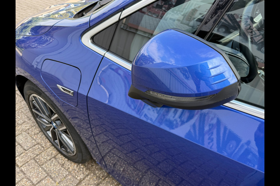BMW 2 Serie Active Tourer 225e xDrive M SPORT | Navigatie | Cruise | Leder | Camera | Clima | 18".