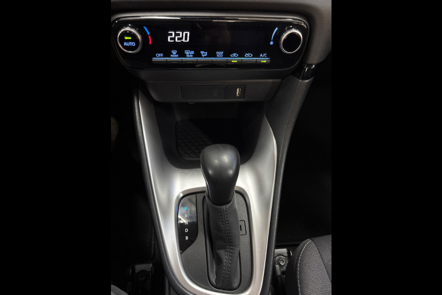 Toyota Yaris 1.5 Hybrid Active Clima | Cruise | Camera | Carplay