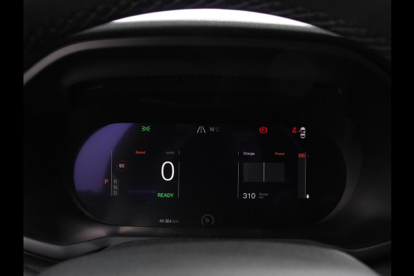 Polestar 2 Standard Range Single Motor 69 kWh DEMO ! 360* Camera Dab Led Verwarmde voorstoelen Navigatie Apple Carplay/Android Auto Climate Control Parkeer sensoren Panoramadak Keyless Stuurverwarming