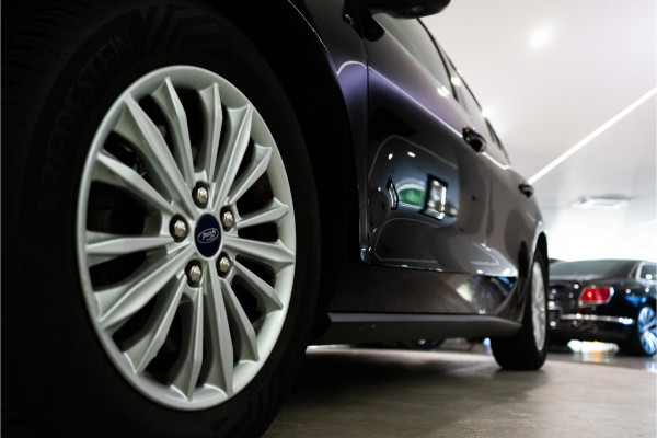 Ford FOCUS Wagon 1.0 EcoBoost Business 126PK | Trekhaak | Airco | Elektr. Ramen | Navi | Bluetooth | Garantie