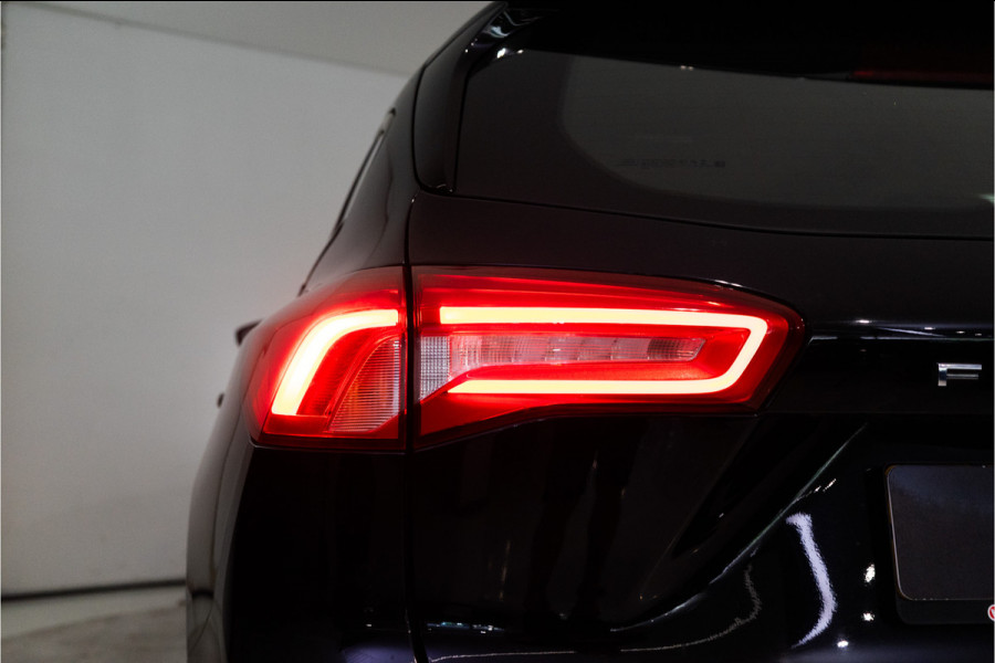 Ford FOCUS Wagon 1.0 EcoBoost Business 126PK | Trekhaak | Airco | Elektr. Ramen | Navi | Bluetooth | Garantie