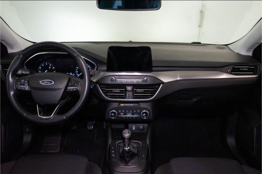 Ford FOCUS Wagon 1.0 EcoBoost Business 126PK | Trekhaak | Airco | Elektr. Ramen | Navi | Bluetooth | Garantie