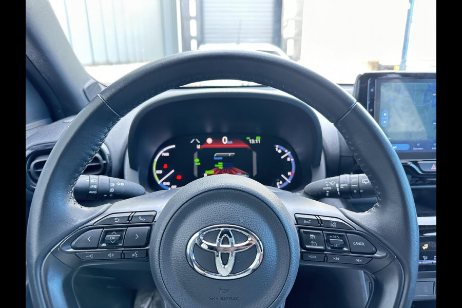 Toyota Yaris Cross 1.5 Hybrid First Edition | NAVI | Carplay Android Auto | Camera | Adaptieve cruise | Blind spot | DAB