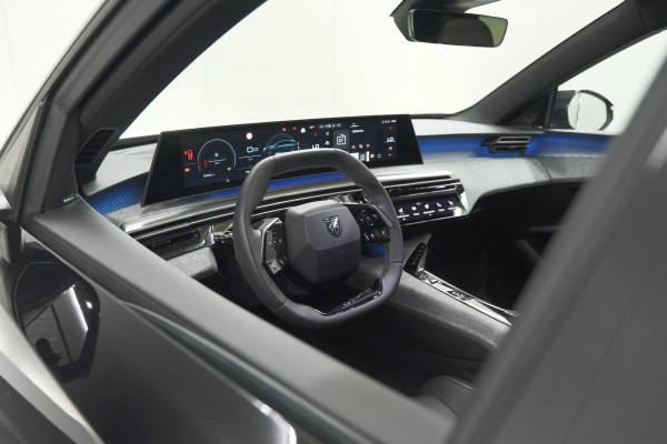 Peugeot 3008 1.2 Hybrid 145 GT | Panoramadak | Focal Hi-Fi | 360 Camera | Adaptieve Cruise Control