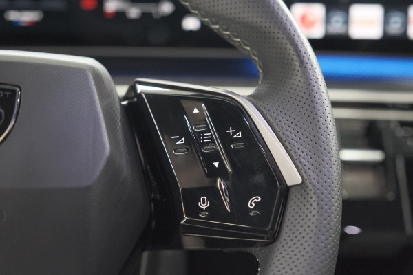 Peugeot 3008 1.2 Hybrid 145 GT | Panoramadak | Focal Hi-Fi | 360 Camera | Adaptieve Cruise Control