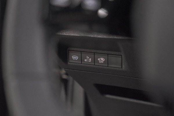 Peugeot 3008 1.2 Hybrid 145 GT | Panoramadak | Focal Hi-Fi | 360 Camera | Adaptieve Cruise Control