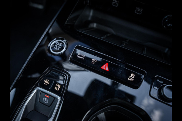 Audi A5 Avant 2.0 e-hybrid quattro S edition - Panorama l Passanger Displ. l 360cam