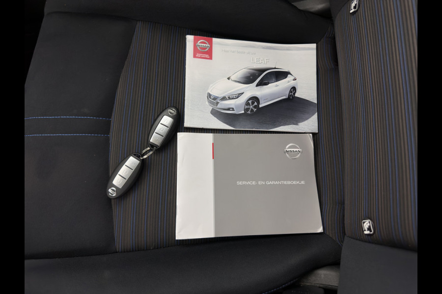 Nissan Leaf 2.ZERO EDITION 40 kWh Aut. *ADAPTIVE-CRUISE | NAVI-FULLMAP | DIGI-COCKPIT | TOP-VIEW | BLIND-SPOT | KEYLESS | DAB+ | LANE-ASSIST | HEATED-COMFORTSEATS | CARPLAY | ECC | PRIVACY-GLASS | PDC | 17"ALU*