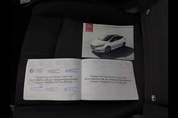 Nissan Leaf 2.ZERO EDITION 40 kWh Aut. *ADAPTIVE-CRUISE | NAVI-FULLMAP | DIGI-COCKPIT | TOP-VIEW | BLIND-SPOT | KEYLESS | DAB+ | LANE-ASSIST | HEATED-COMFORTSEATS | CARPLAY | ECC | PRIVACY-GLASS | PDC | 17"ALU*