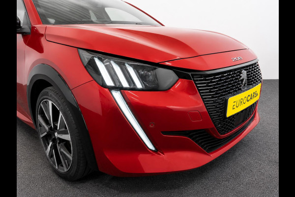 Peugeot 208 1.2 PureTech GT Navigatie Apple Carplay Android Auto Parkeersensoren Cruise Control Climate Control