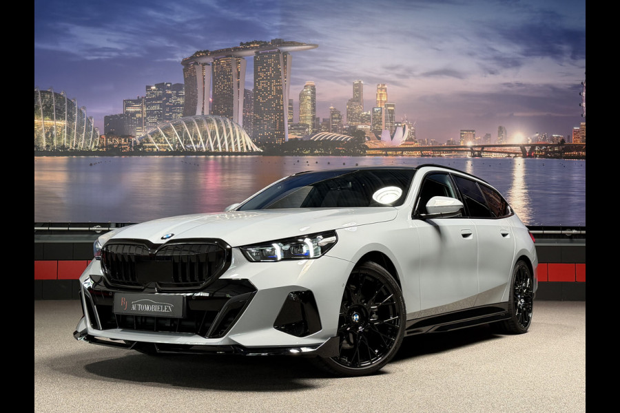 BMW 5 Serie 520i  M-Sport|ShadowLine|Panorama|H/K|208PK
