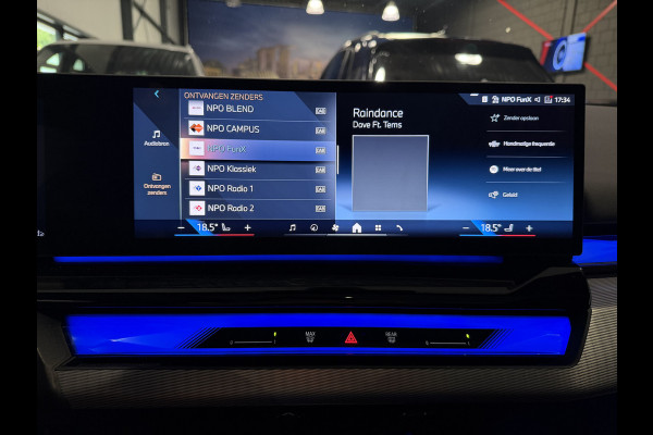 BMW 5 Serie 520i  M-Sport|ShadowLine|Panorama|H/K|208PK
