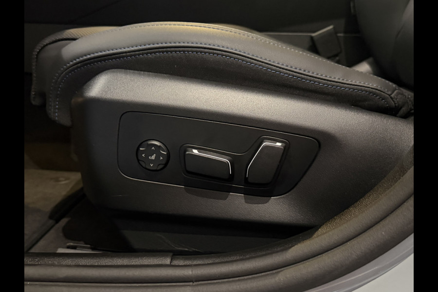 BMW 5 Serie 520i  M-Sport|ShadowLine|Panorama|H/K|208PK
