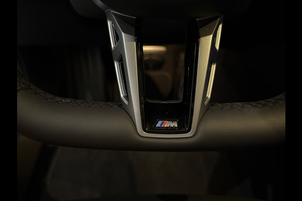 BMW 5 Serie 520i  M-Sport|ShadowLine|Panorama|H/K|208PK