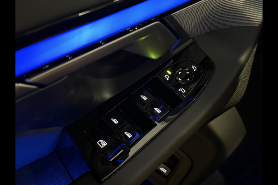 BMW 5 Serie 520i  M-Sport|ShadowLine|Panorama|H/K|208PK
