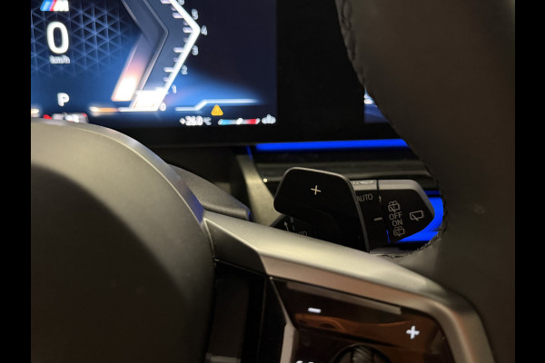 BMW 5 Serie 520i  M-Sport|ShadowLine|Panorama|H/K|208PK