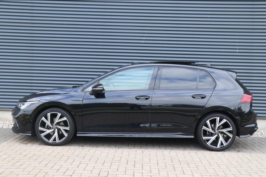 Volkswagen Golf 1.5 eTSI R-Line | 3X R-Line | PANO | IQ.Light | VOL!