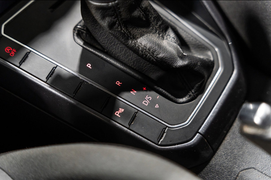 Volkswagen Polo 1.0 TSI R-line DSG NAVI CAMERA CRUISE