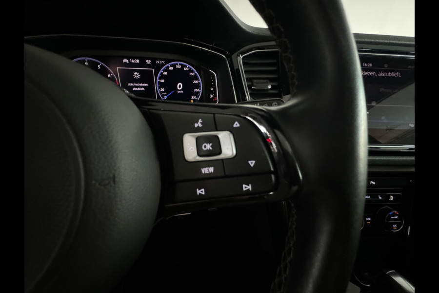 Volkswagen T-Roc 2.0 TSI 4Motion R Pano|Akra|Keyless|Sfeer