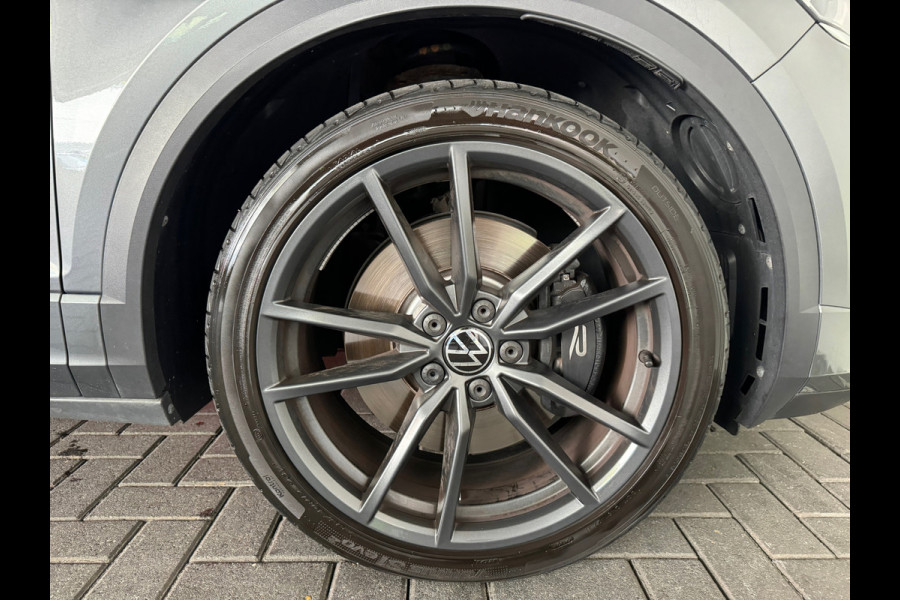 Volkswagen T-Roc 2.0 TSI 4Motion R Pano|Akra|Keyless|Sfeer