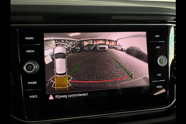 Volkswagen T-Roc 2.0 TSI 4Motion R Pano|Akra|Keyless|Sfeer