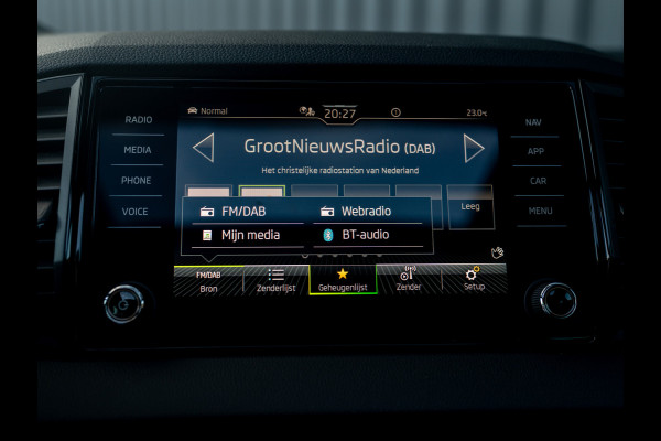 Škoda Karoq 1.5 TSI ACT Sportline Business | Panodak | Trekhaak wegkl. | Stoel geheugen | Leder | Prijs Rijklaar!!