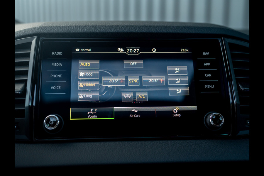 Škoda Karoq 1.5 TSI ACT Sportline Business | Panodak | Trekhaak wegkl. | Stoel geheugen | Leder | Prijs Rijklaar!!