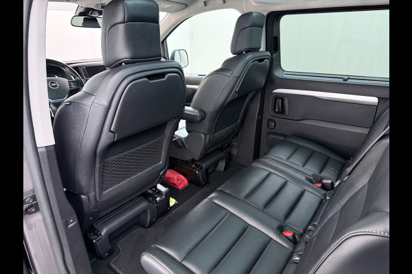 Opel Vivaro Combi Electric 8-Persoons L2 75kWh Leder Panoramadak 2X Elek.Schuifdeur Trekhaak 360°Camera Stoelverwarming Apple Carplay Android Auto Navi Ecc SOH 90% Cruise Control Regen-Lichtsensor Privacy Glas Lmv DAB Led 1.000KG Trekgewicht Garantie op Accu tot 19-12-2030/160.000km