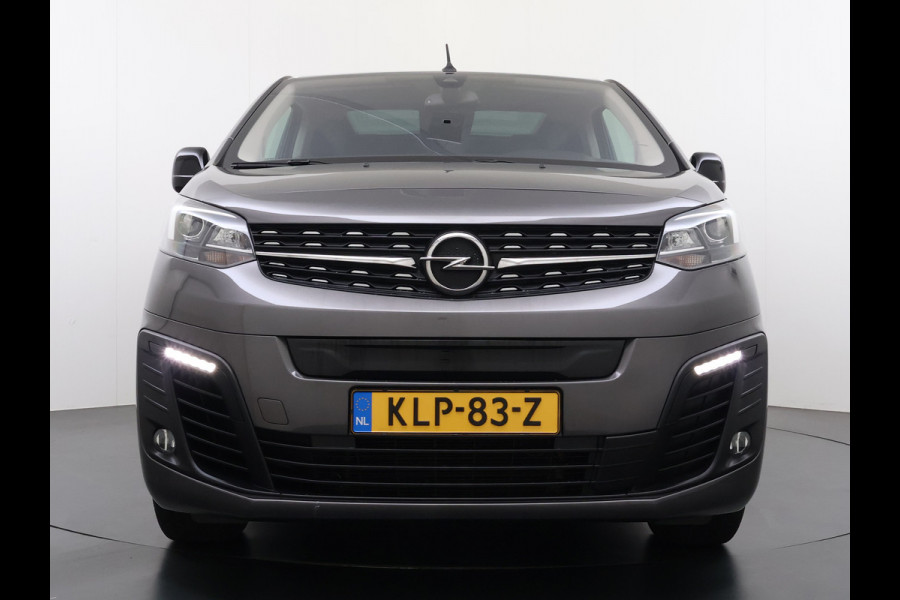 Opel Vivaro Combi Electric 8-Persoons L2 75kWh Leder Panoramadak 2X Elek.Schuifdeur Trekhaak 360°Camera Stoelverwarming Apple Carplay Android Auto Navi Ecc SOH 90% Cruise Control Regen-Lichtsensor Privacy Glas Lmv DAB Led 1.000KG Trekgewicht Garantie op Accu tot 19-12-2030/160.000km