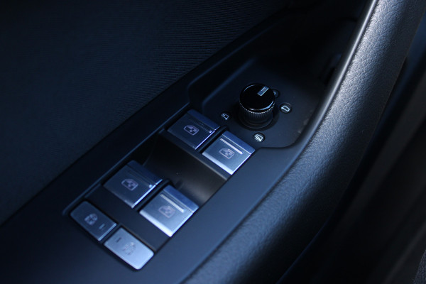 Audi A6 Avant 50 TFSI e 300PK QUATTRO BUSINESS EDITION CAMERA/NAVI/VIRTUAL/CARPLAY