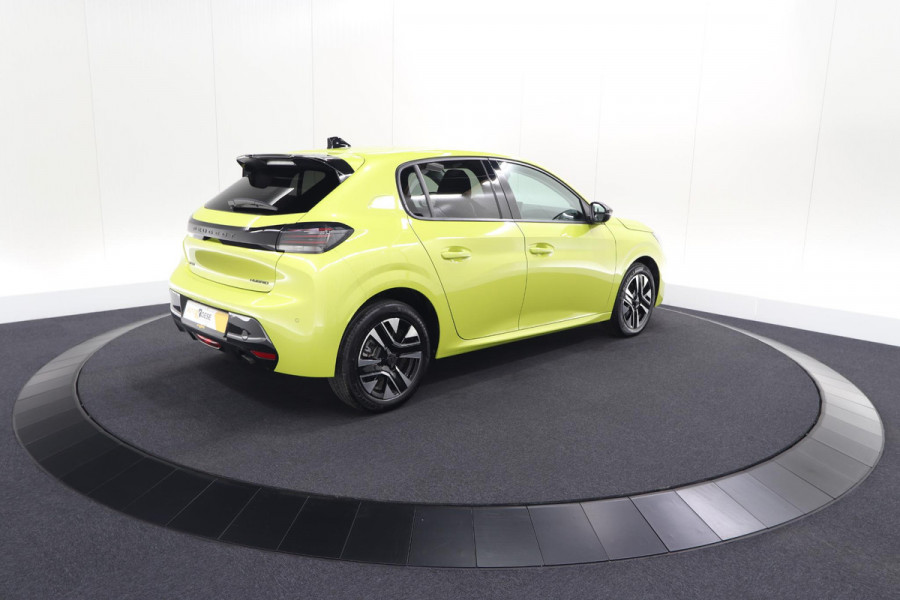 Peugeot 208 1.2 Hybrid 100 e-DCS6 Allure | Apple Carplay | Parkeersensoren Voor + Achter | Climate Control