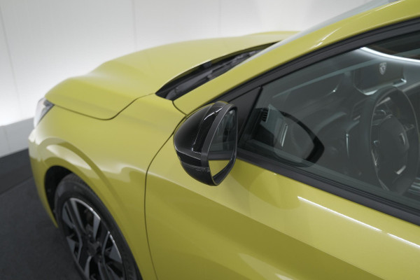 Peugeot 208 1.2 Hybrid 100 e-DCS6 Allure | Apple Carplay | Parkeersensoren Voor + Achter | Climate Control