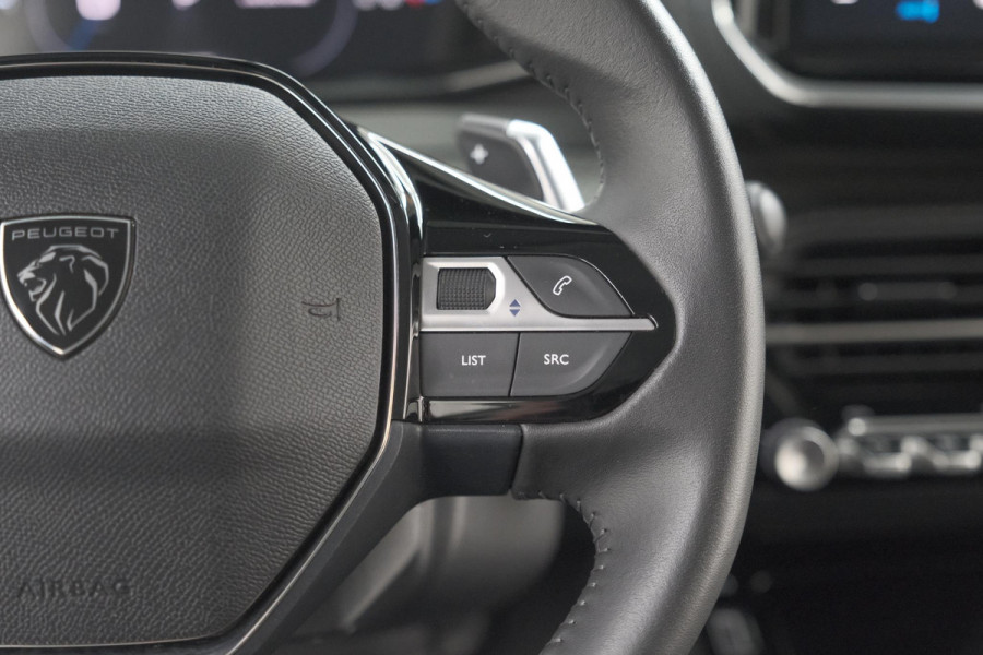 Peugeot 208 1.2 Hybrid 100 e-DCS6 Allure | Apple Carplay | Parkeersensoren Voor + Achter | Climate Control