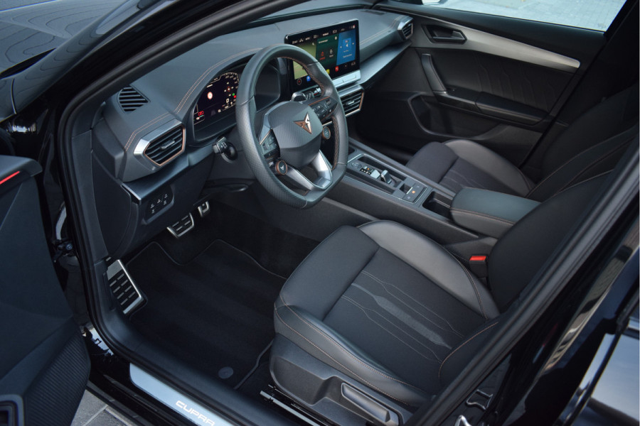CUPRA Formentor 1.4 e-Hybrid VZ Copper Edition | Pano | Trekhaak | Camera | 20"