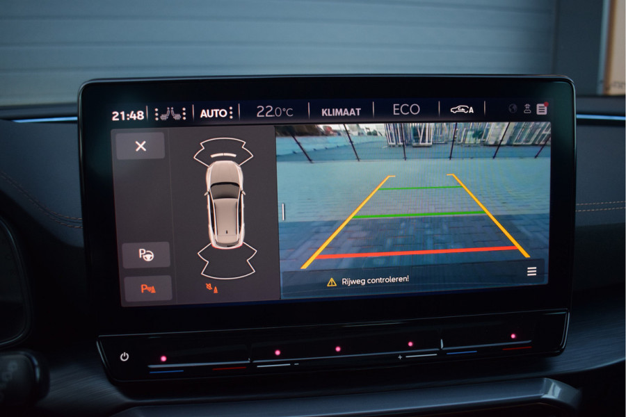 CUPRA Formentor 1.4 e-Hybrid VZ Copper Edition | Pano | Trekhaak | Camera | 20"