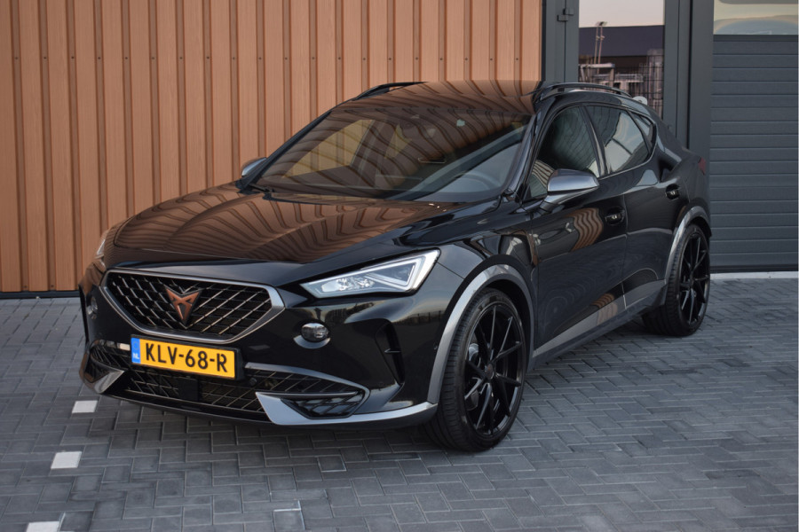 CUPRA Formentor 1.4 e-Hybrid VZ Copper Edition | Pano | Trekhaak | Camera | 20"