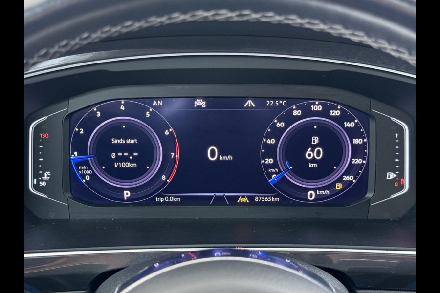 Volkswagen Tiguan 1.5 TSI ACT Highline Business R VAN: 30.900,- VOOR: 27.877,- UW WKVOORDEEL: 3.023,- | 3X R-LINE | R-LINE BINNEN + BUITEN + ONDERSTEL | PANORAMADAK | DIGITAAL COCKPIT | ACHTERUITRIJCAMERA | ONDERHOUDSHISTORIE COMPLEET | APPLE CARPLAY | TREKHAAK