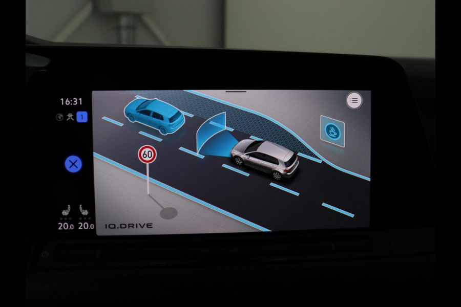 Volkswagen Golf 1.5 TSI R-Line Business | Carplay | Full LED | Carplay | Stoelverwarming | Adaptive cruise | Parkeersensoren | Navigatie | Climate control | LM | Sfeerverlichting
