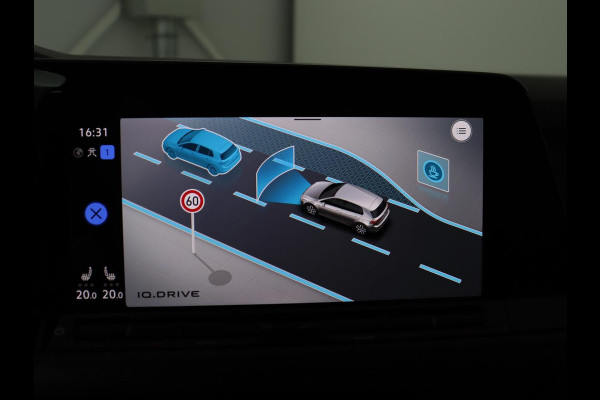 Volkswagen Golf 1.5 TSI R-Line Business | Carplay | Full LED | Carplay | Stoelverwarming | Adaptive cruise | Parkeersensoren | Navigatie | Climate control | LM | Sfeerverlichting